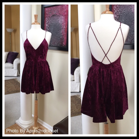 SAM EDELMAN V-NECK STRAPPY VELVET MINI ROMPER - Picture 3 of 8